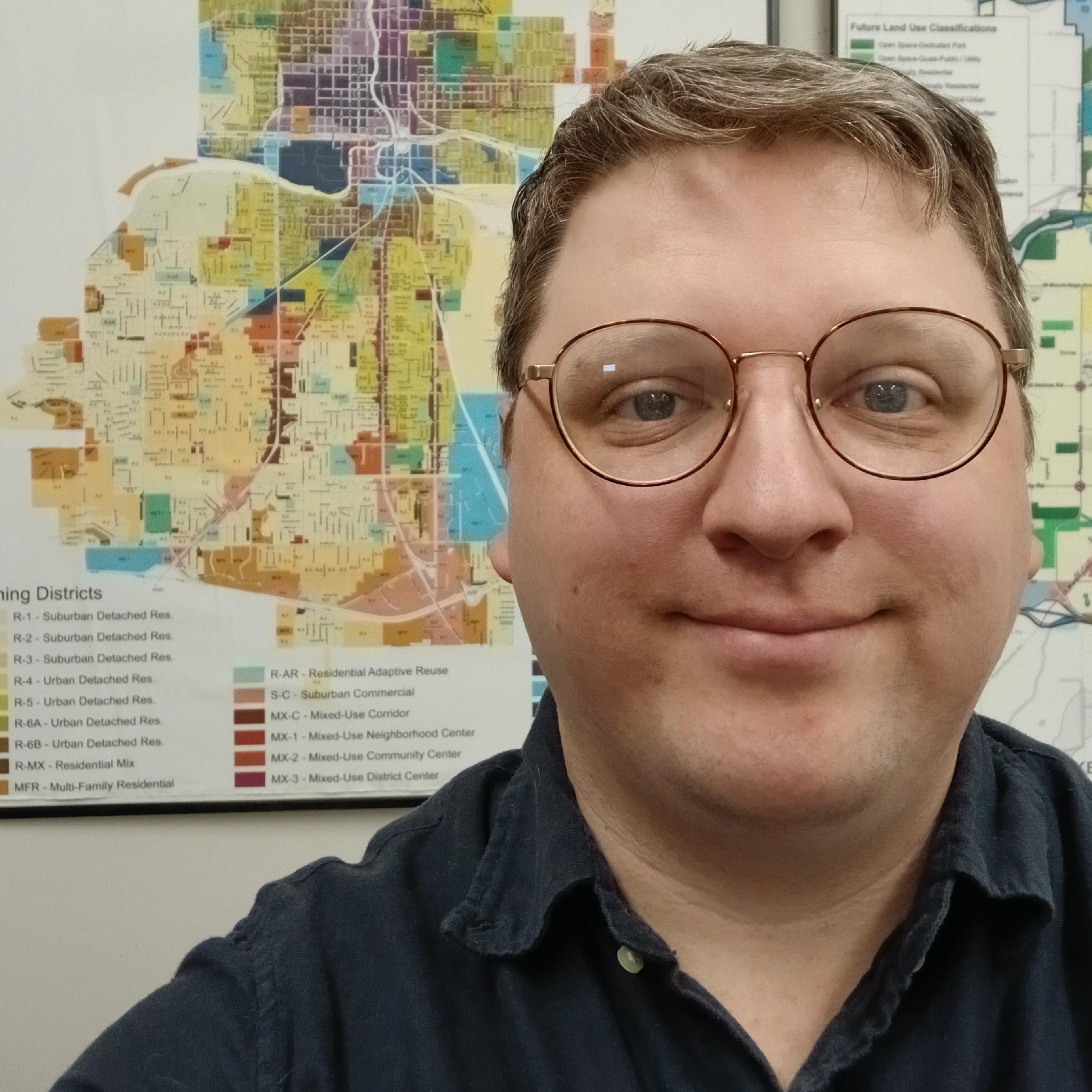 Andy Fedewa Headshot_sq.JPG